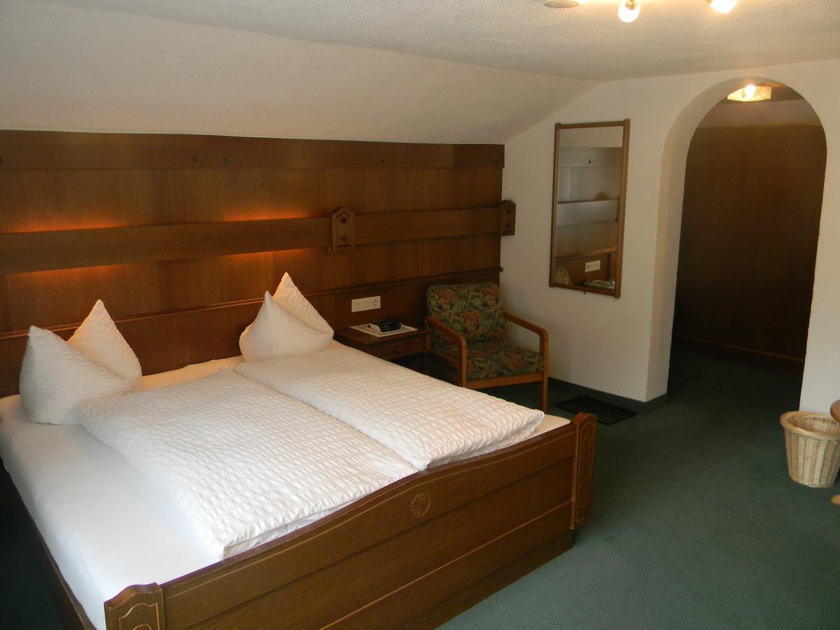 Haus Zentner Hotel Наудерс Екстериор снимка